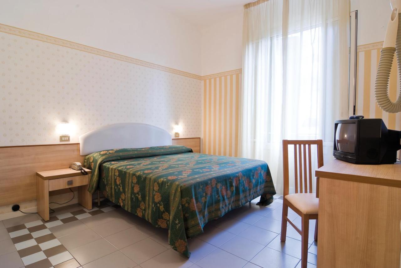 Hotel Loris - Valentini Family Village Bellaria-Igea Marina Eksteriør bilde